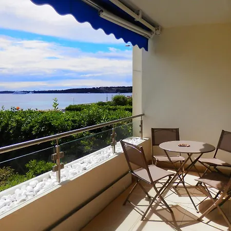 Lerins By Interhome شقة