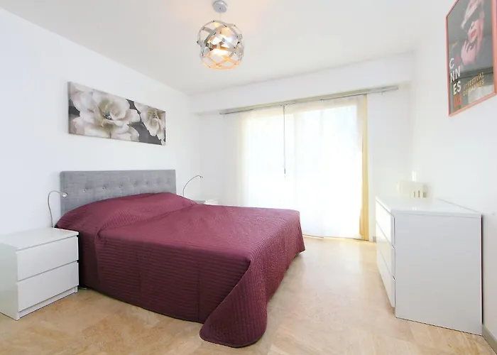 Lerins By Interhome Apartmán